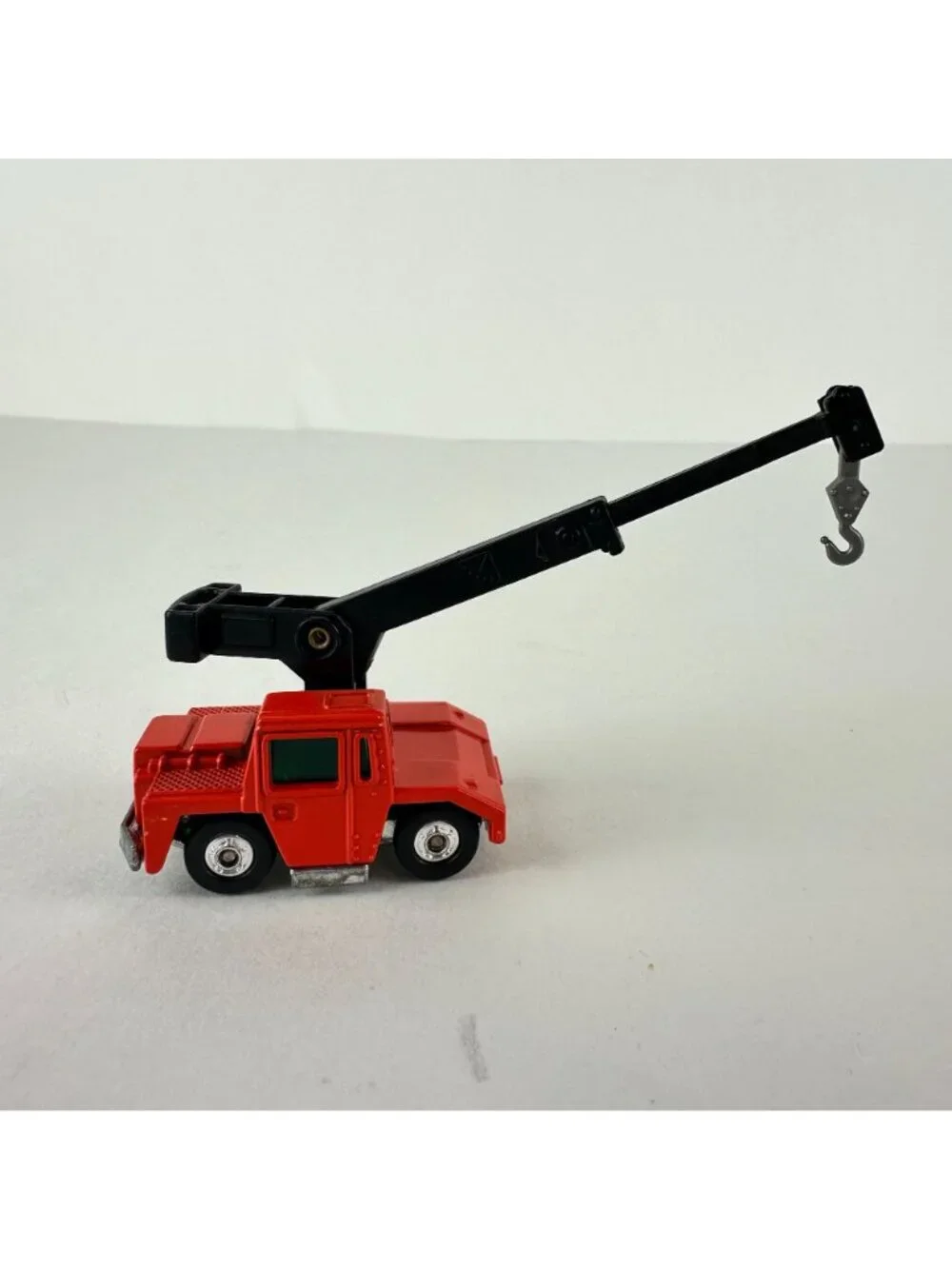 Vintage Tomica  Japan Picrover Crane No 33 1:96 Scale Orange